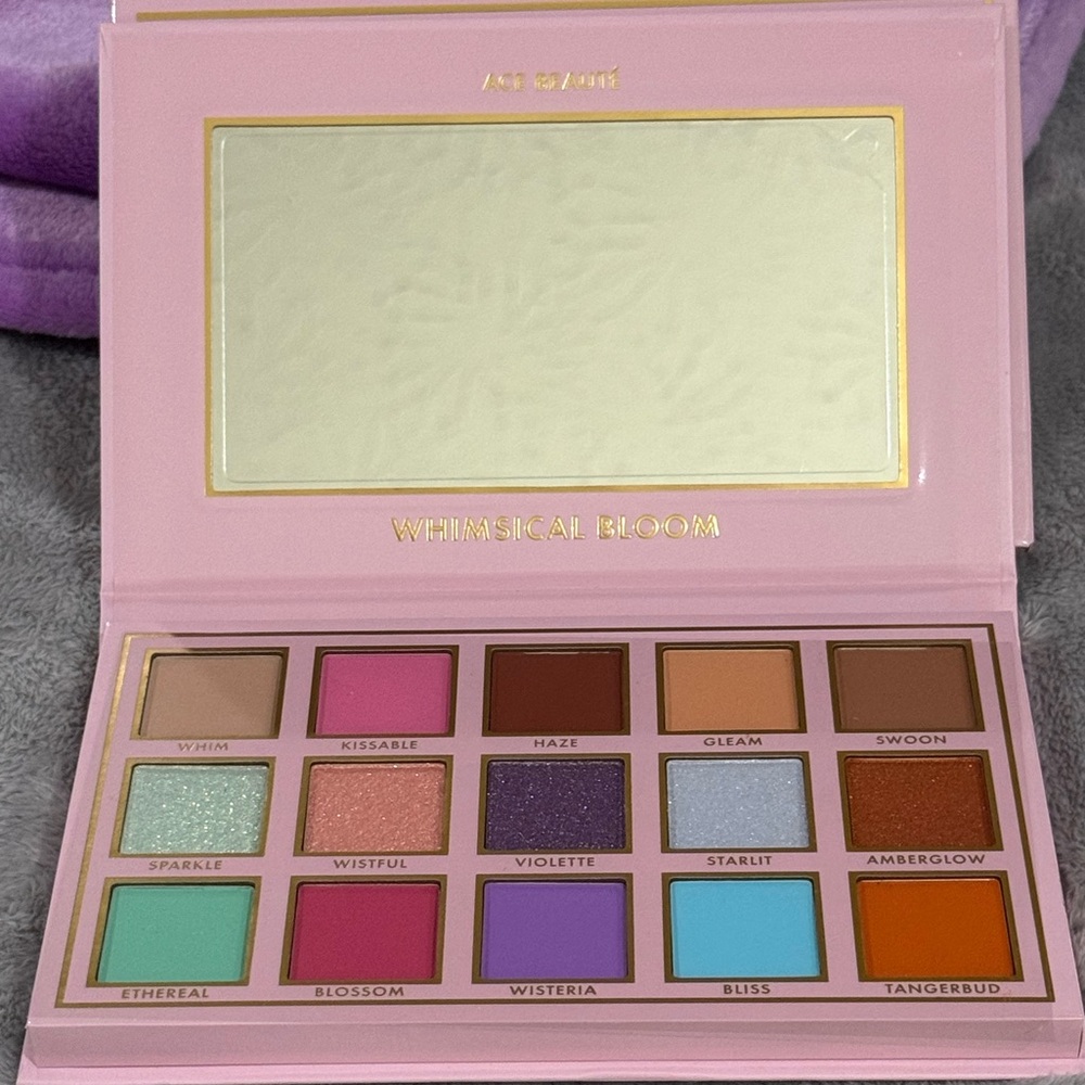 Ace Beauté Whimsical Bloom 15 shade Eyeshadow Palette! New in package! - Picture 5 of 12